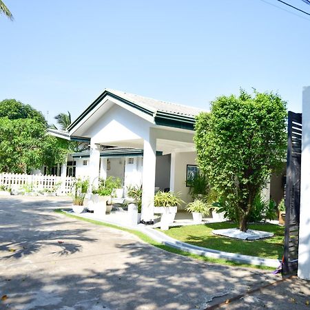 The Bamboo Tree Transit Hotel Katunayaka Dış mekan fotoğraf