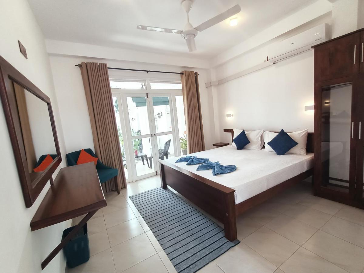 The Bamboo Tree Transit Hotel Katunayaka Dış mekan fotoğraf