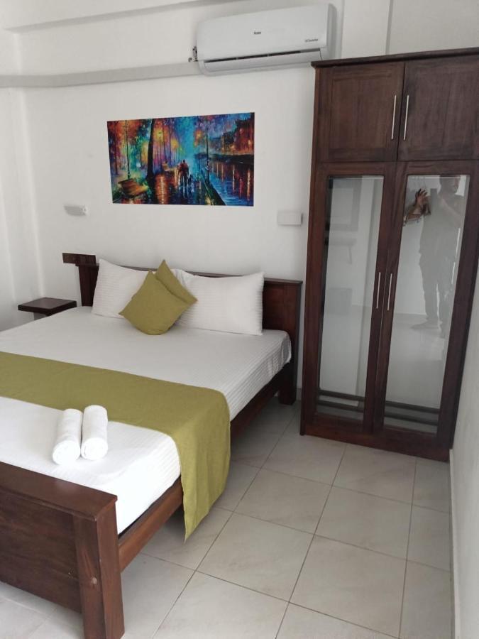 The Bamboo Tree Transit Hotel Katunayaka Dış mekan fotoğraf